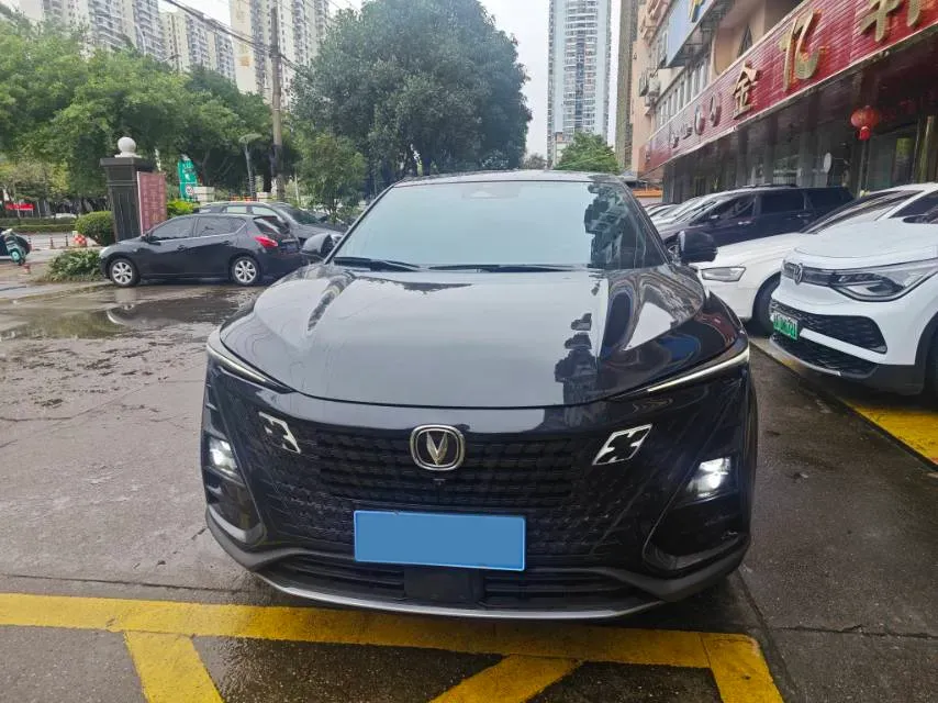2022 ChangAn UNI-T 1.5T 188HP L4 7DCT,autocango,china used car exporter,china ev exporter,chinese used car exporter,chinese used ev exporter