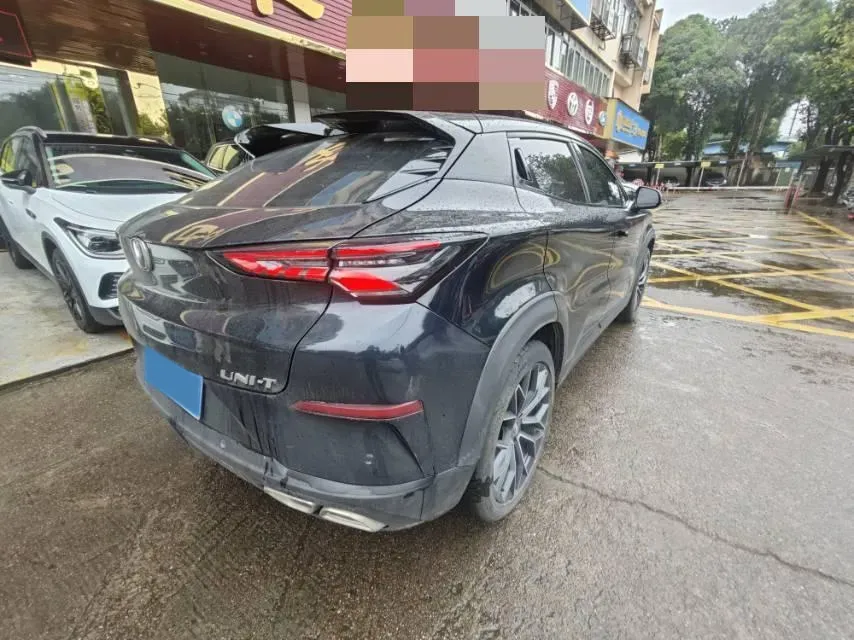 2022 ChangAn UNI-T 1.5T 188HP L4 7DCT,autocango,china used car exporter,china ev exporter,chinese used car exporter,chinese used ev exporter