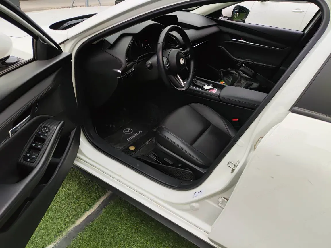 2022 Mazda 3 Axela 2.0L 158HP L4 6AT,autocango,china used car exporter,china ev exporter,chinese used car exporter,chinese used ev exporter