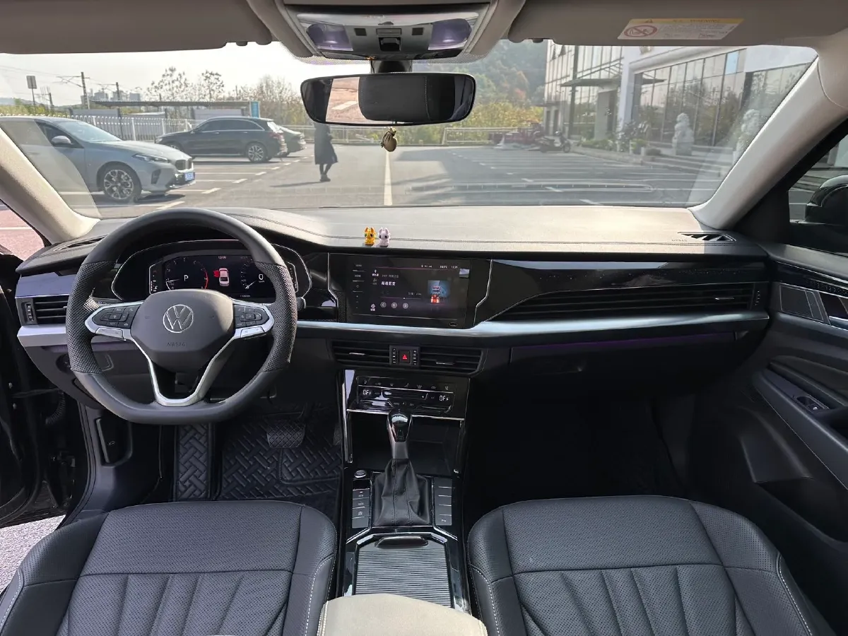 2024 Volkswagen Passat 2.0T 186HP L4 7DCT,autocango,china used car exporter,china ev exporter,chinese used car exporter,chinese used ev exporter