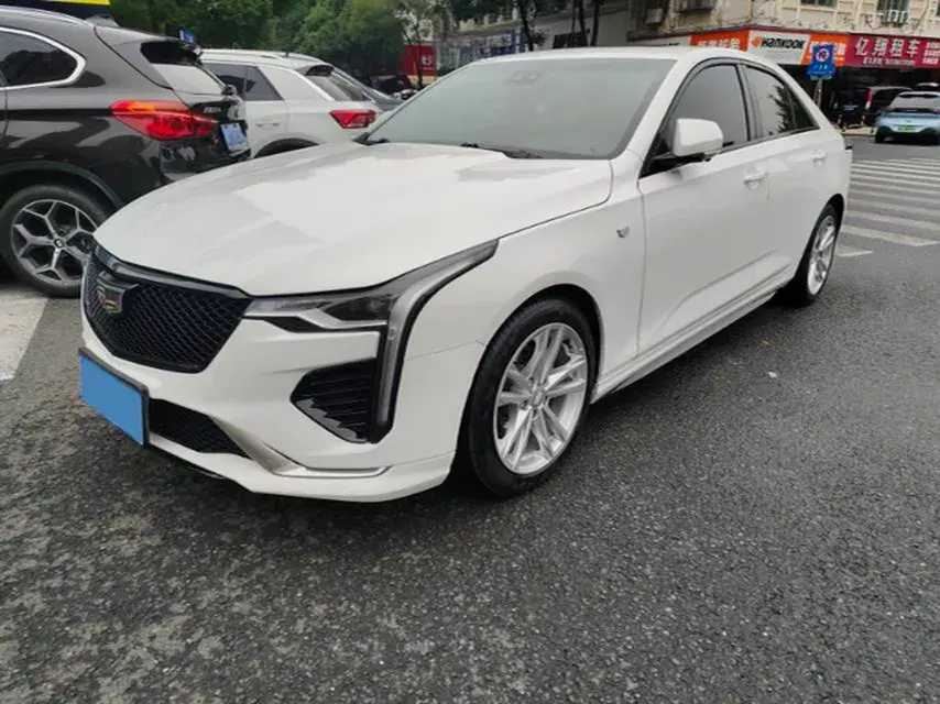 2022 Cadillac CT4 2.0T 237HP L4 8AT