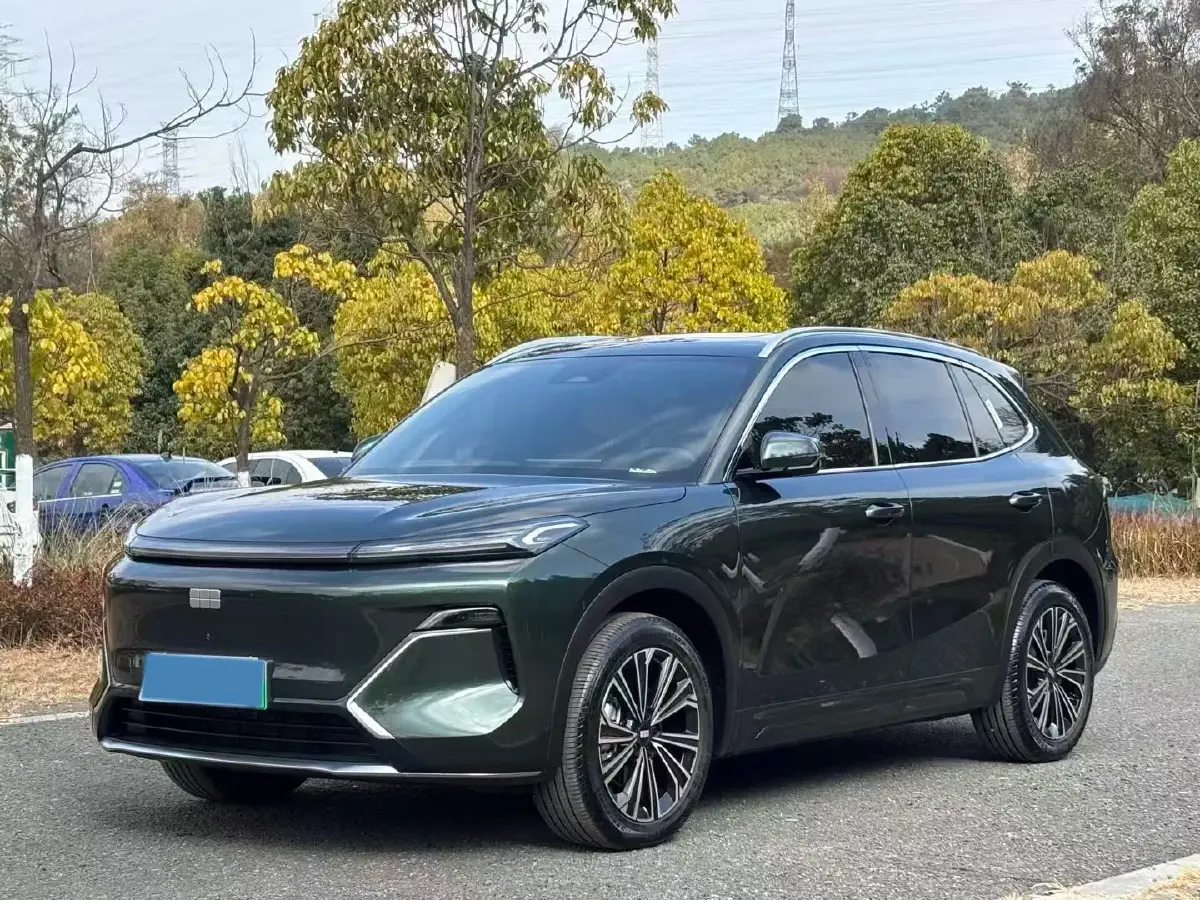 2025 BYD Sea Lion 05 DM-i 1.5L 101HP L4 E-CVT PHEV 18.3KWH