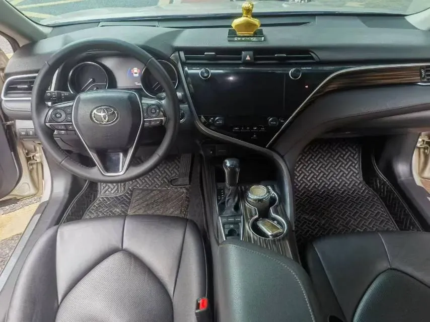 2019 Toyota Camry 2.5L 209HP L4 8AT,autocango,china used car exporter,china ev exporter,chinese used car exporter,chinese used ev exporter