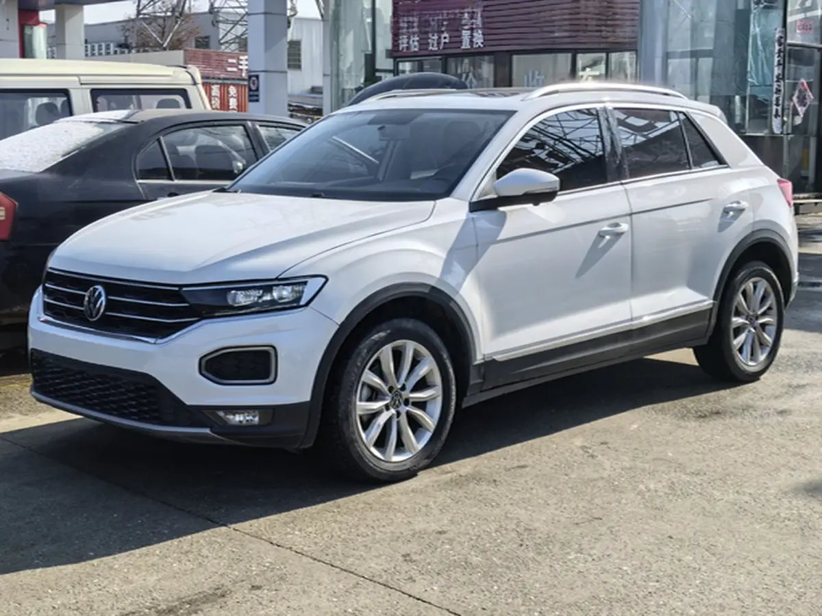 2021 Volkswagen T-Roc 1.4T 150HP L4 7DCT 2021 Volkswagen T-Roc 1.4T 150HP L4 7DCT