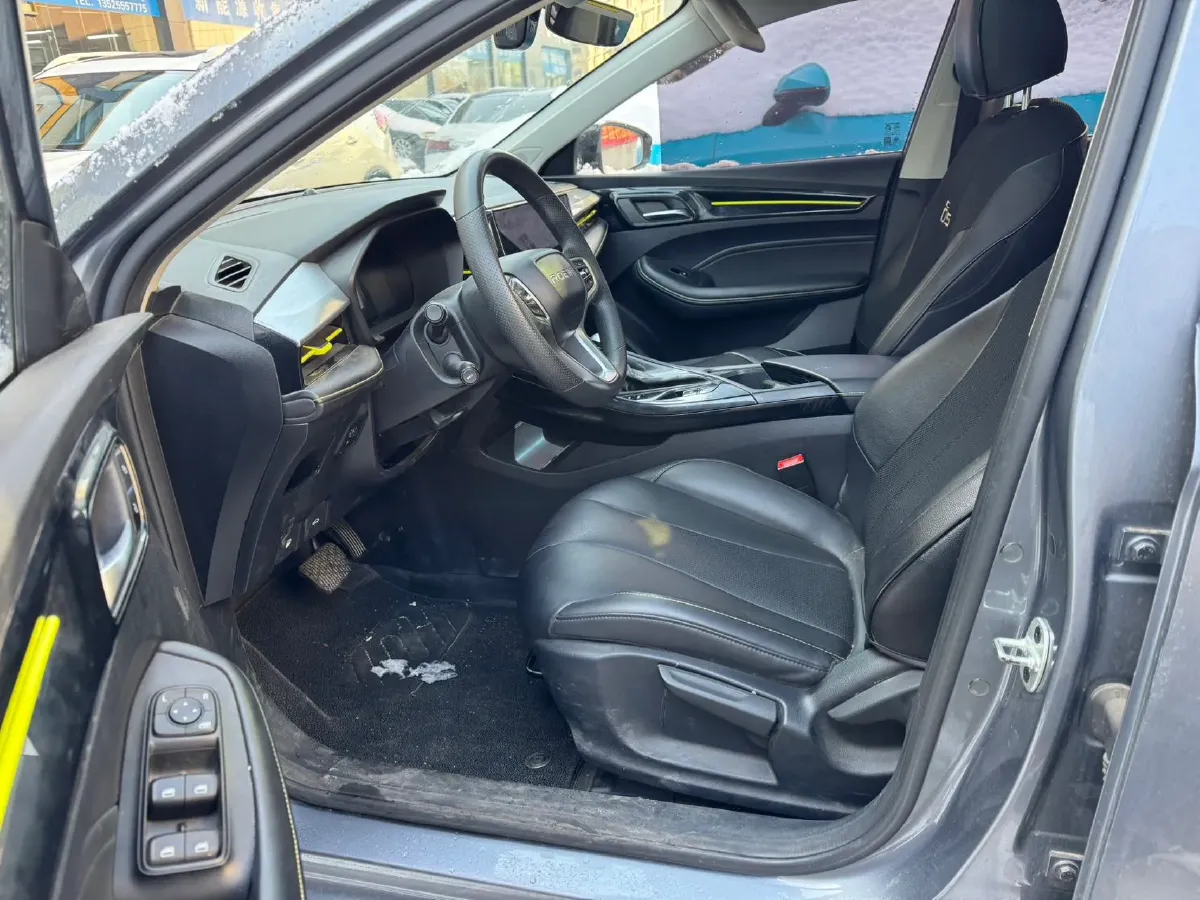 2021 Roewe i5 1.5L 120HP L4 CVT,autocango,china used car exporter,china ev exporter,chinese used car exporter,chinese used ev exporter