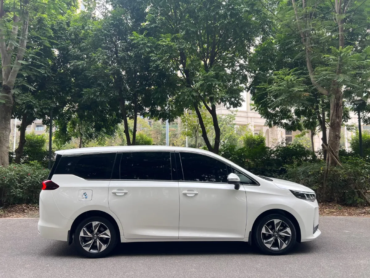 2021 GAC Trumpchi M6 1.5T 169HP L4 7DCT,autocango,china used car exporter,china ev exporter,chinese used car exporter,chinese used ev exporter