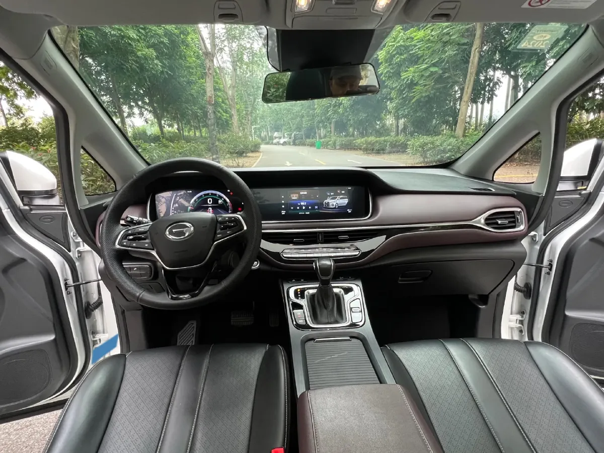 2021 GAC Trumpchi M6 1.5T 169HP L4 7DCT,autocango,china used car exporter,china ev exporter,chinese used car exporter,chinese used ev exporter