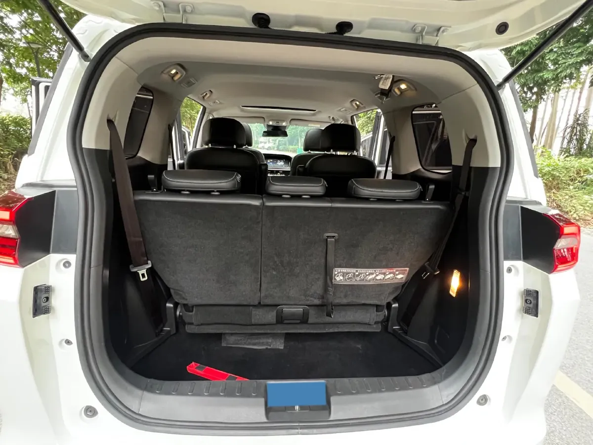 2021 GAC Trumpchi M6 1.5T 169HP L4 7DCT,autocango,china used car exporter,china ev exporter,chinese used car exporter,chinese used ev exporter