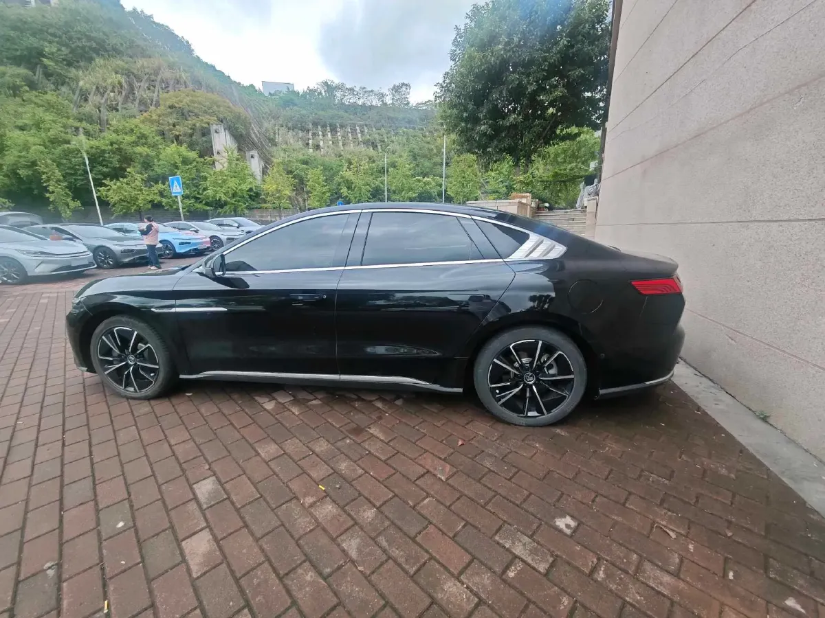 2020 BYD Han BEV 76.9KWH,autocango,china used car exporter,china ev exporter,chinese used car exporter,chinese used ev exporter