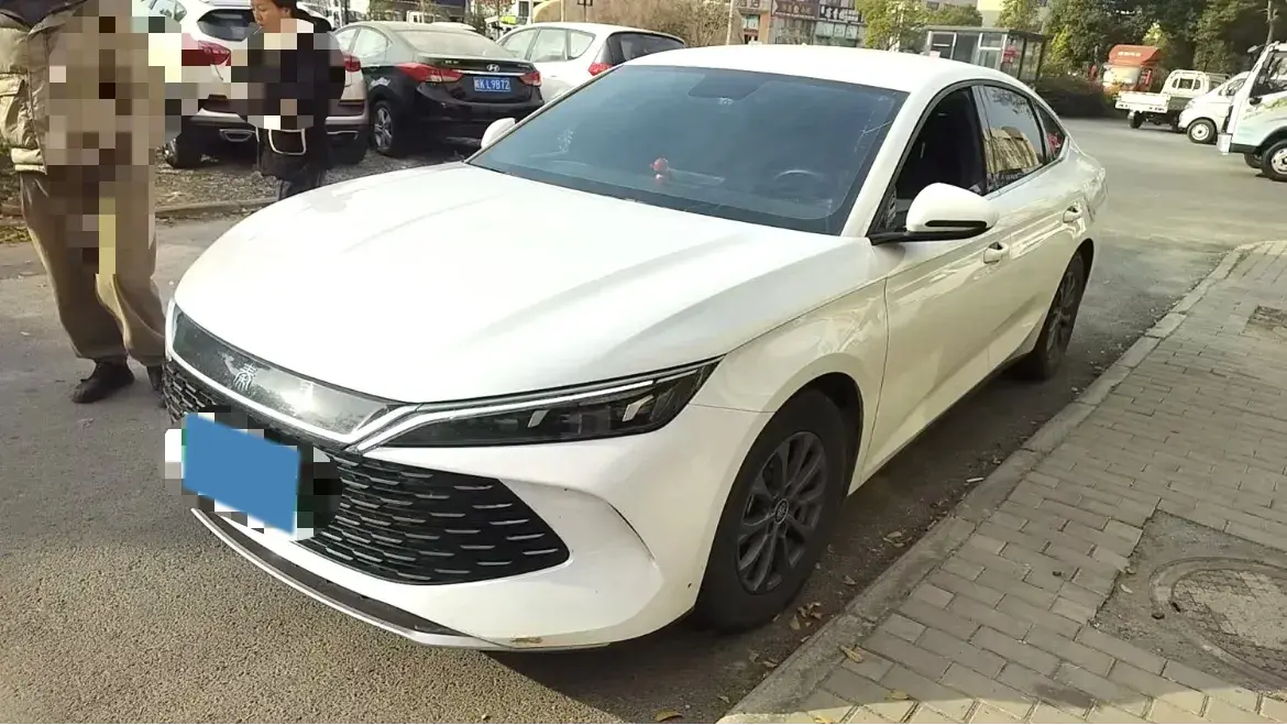 2024 BYD QinL 1.5L 101HP L4 E-CVT PHEV 10.08KWH