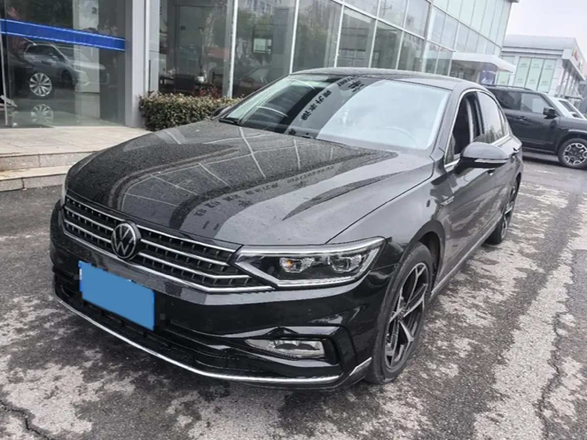 2024 Volkswagen Magotan 2.0T 186HP L4 7DCT