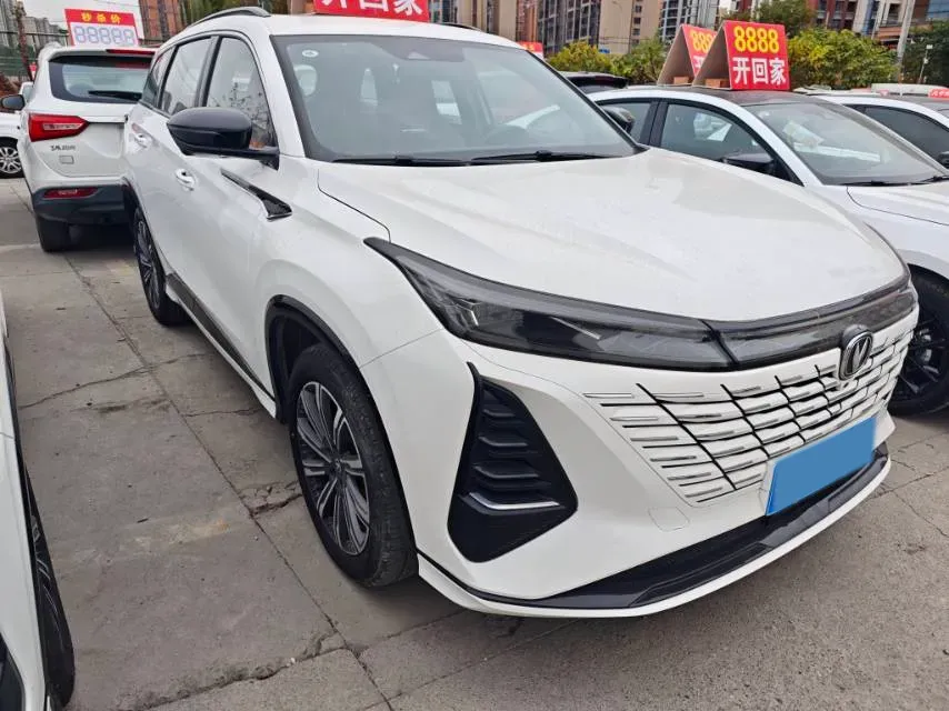 2024 ChangAn CS75 Plus 1.5T 188HP L4 8AT,autocango,china used car exporter,china ev exporter,chinese used car exporter,chinese used ev exporter