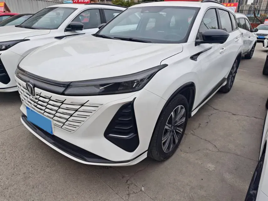 2024 ChangAn CS75 Plus 1.5T 188HP L4 8AT,autocango,china used car exporter,china ev exporter,chinese used car exporter,chinese used ev exporter