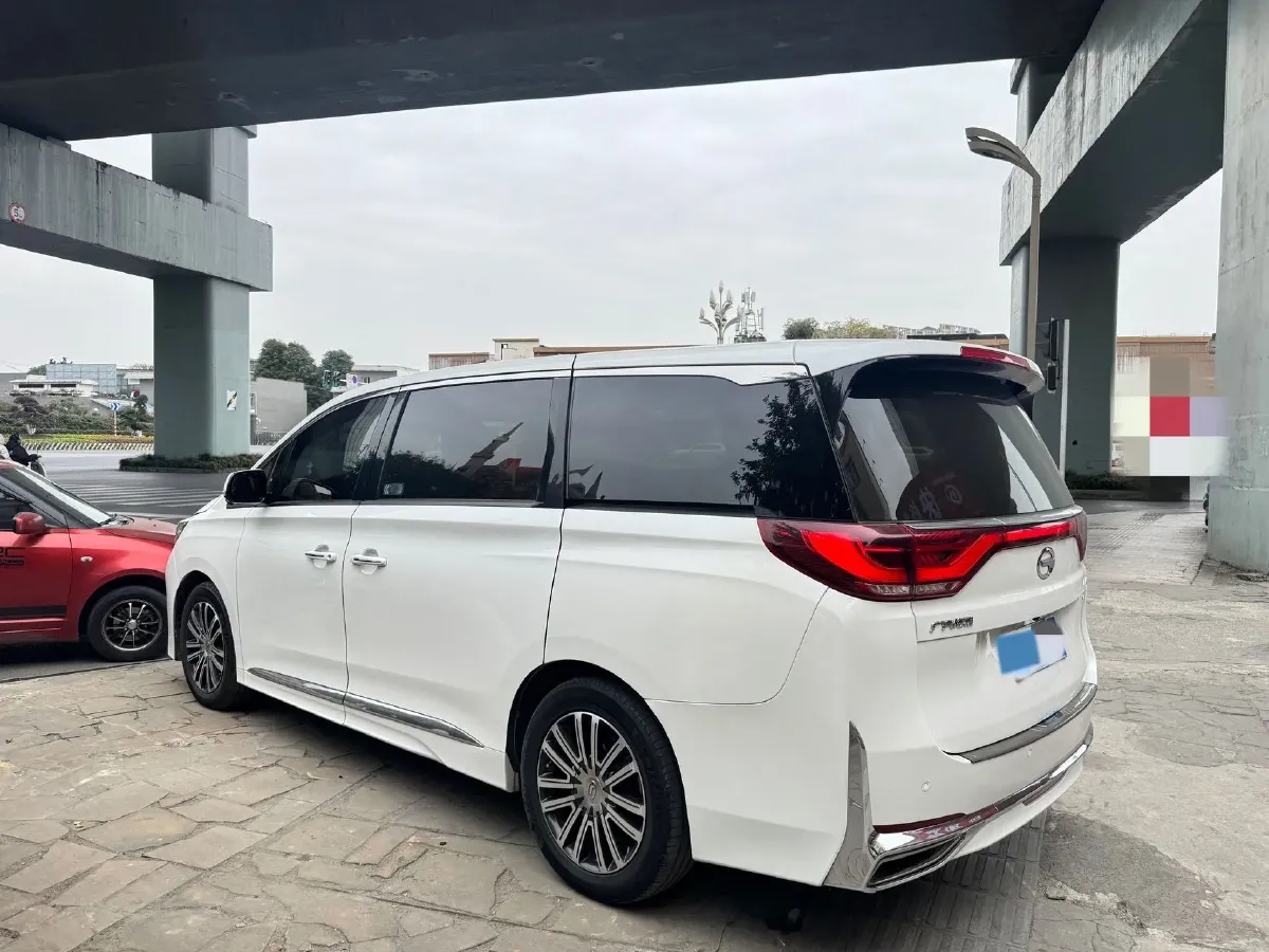 2021 GAC Trumpchi M8 2.0T 252HP L4 8AT,autocango,china used car exporter,china ev exporter,chinese used car exporter,chinese used ev exporter