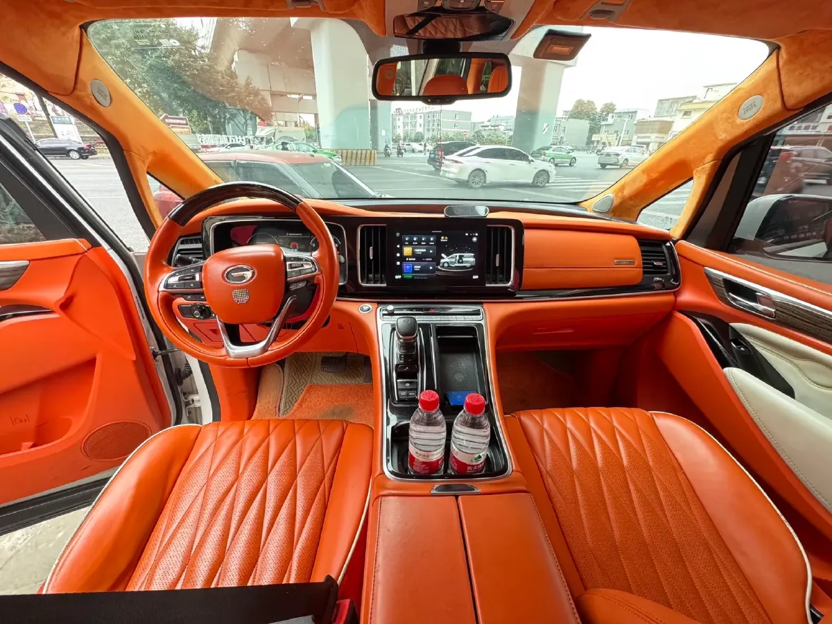 2021 GAC Trumpchi M8 2.0T 252HP L4 8AT,autocango,china used car exporter,china ev exporter,chinese used car exporter,chinese used ev exporter