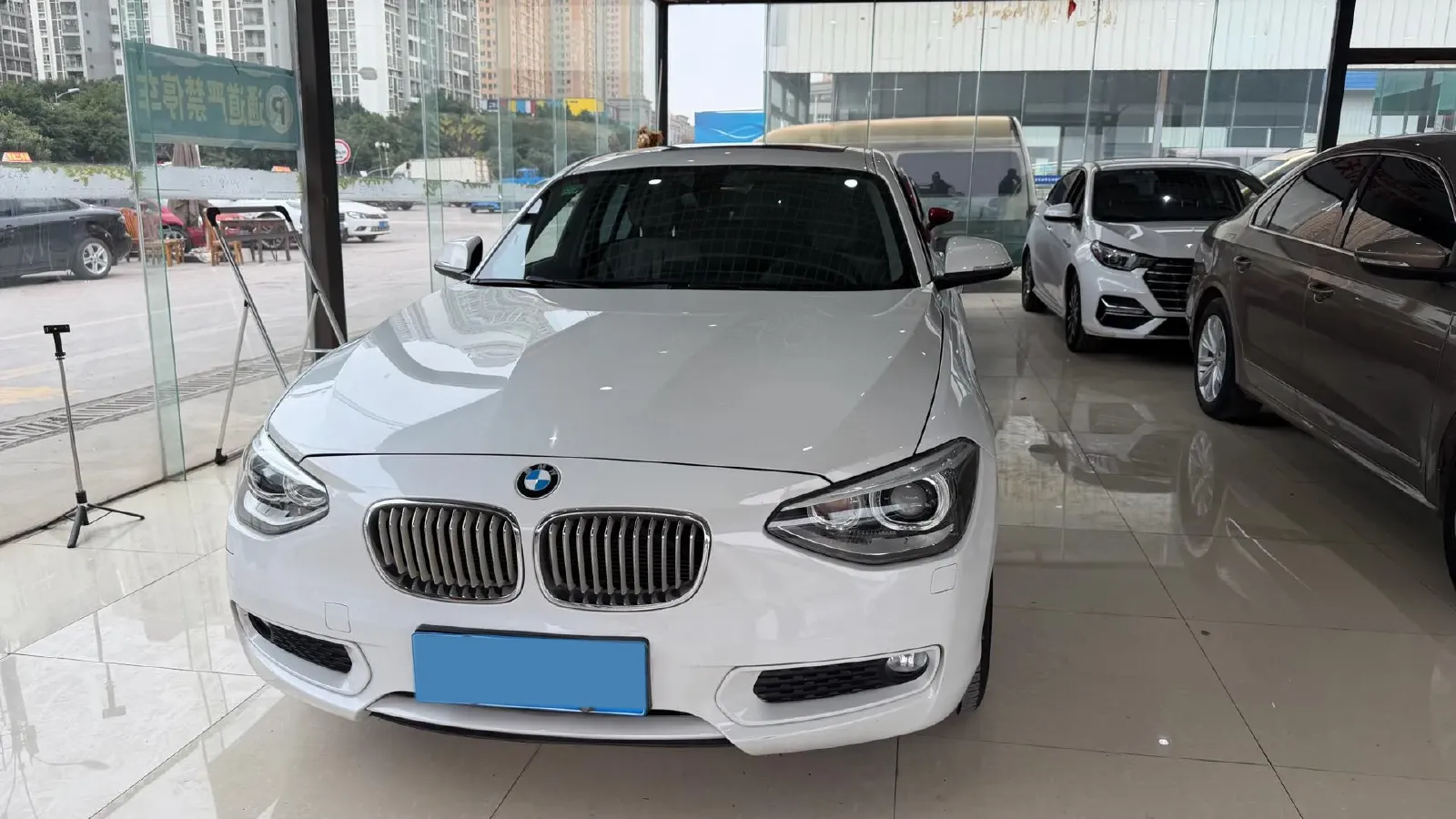 2013 BMW 1 Series 1.6T 136HP L4 8AT,autocango,china used car exporter,china ev exporter,chinese used car exporter,chinese used ev exporter