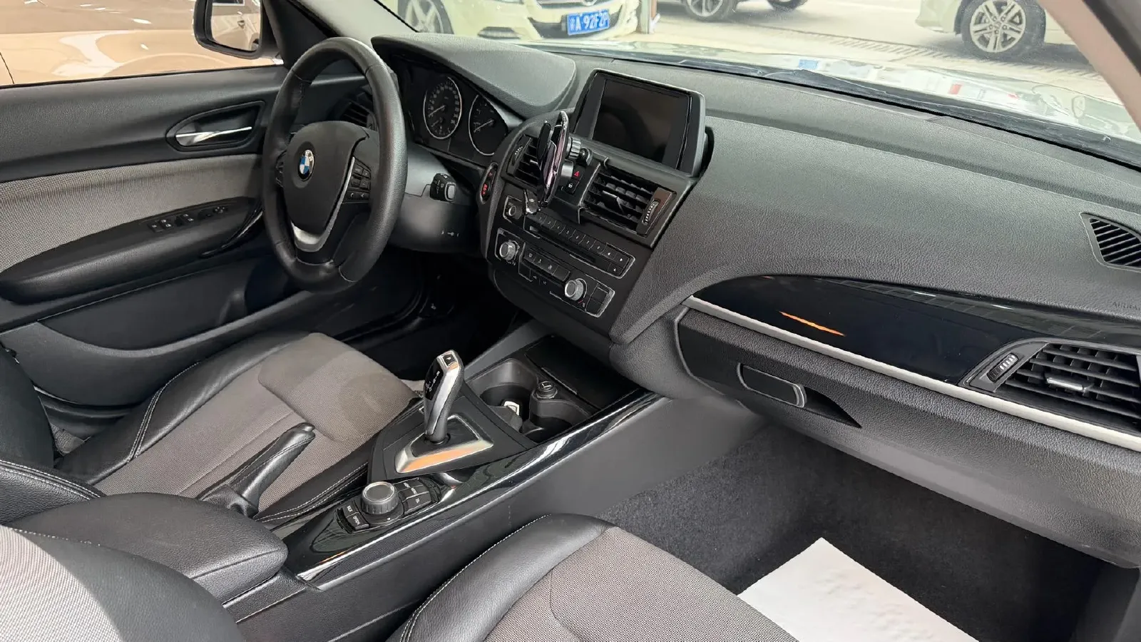 2013 BMW 1 Series 1.6T 136HP L4 8AT,autocango,china used car exporter,china ev exporter,chinese used car exporter,chinese used ev exporter