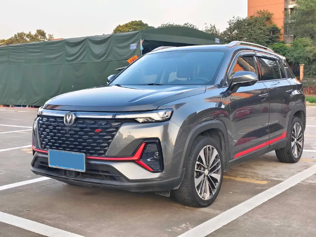 2021 ChangAn CS35 Plus 1.4T 160HP L4 7DCT,autocango,china used car exporter,china ev exporter,chinese used car exporter,chinese used ev exporter