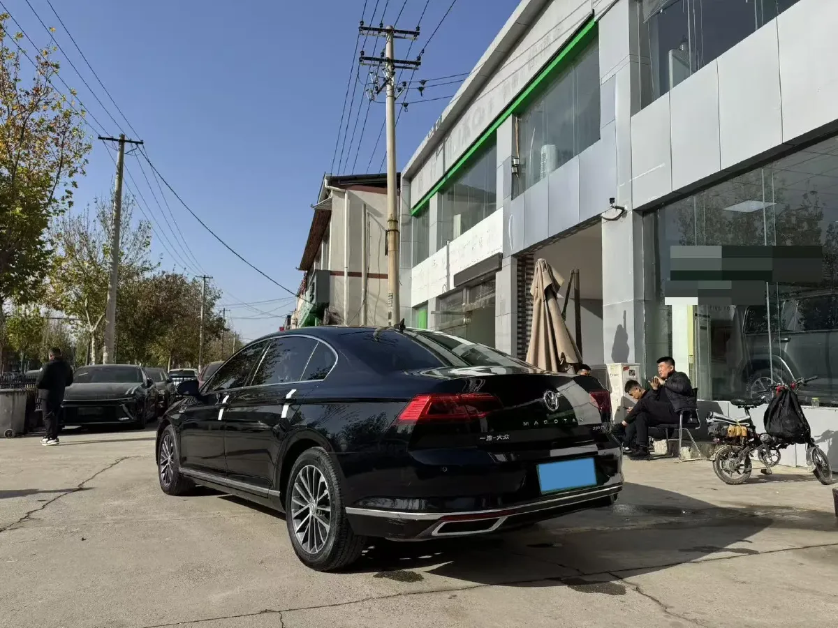 2020 Volkswagen Magotan 2.0T 186HP L4 7DCT,autocango,china used car exporter,china ev exporter,chinese used car exporter,chinese used ev exporter