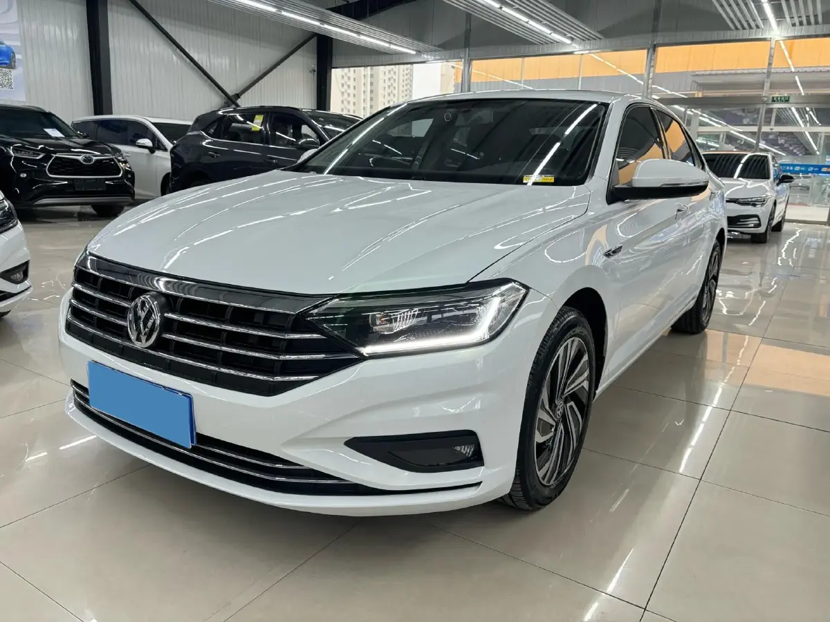 2021 Volkswagen Sagitar 1.4T 150HP L4 7DCT