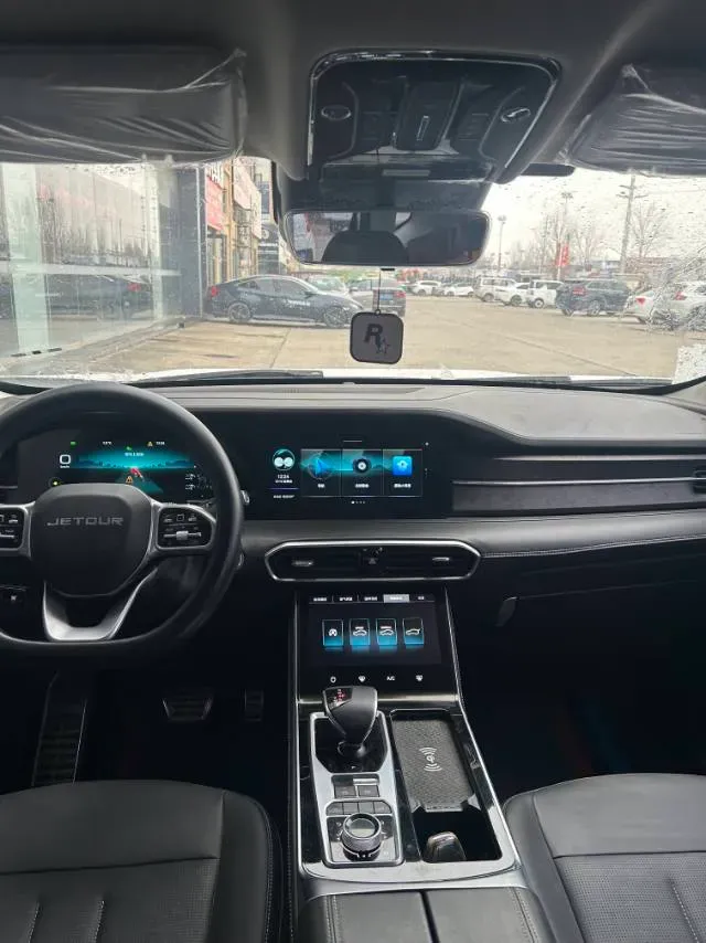 2023 Jetour X90 2.0T 254HP L4 7DCT,autocango,china used car exporter,china ev exporter,chinese used car exporter,chinese used ev exporter