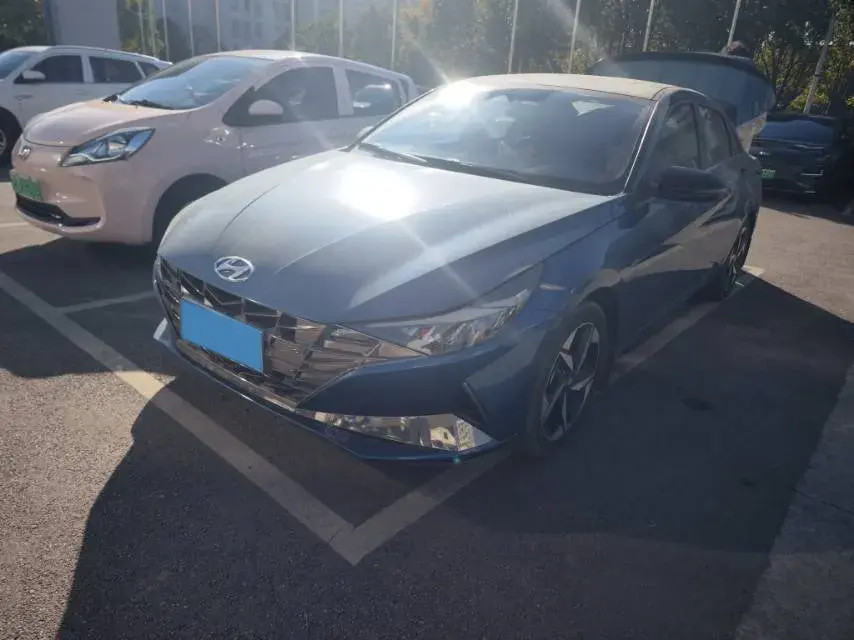 2022 Hyundai Elantra 1.4T 140HP L4 7DCT