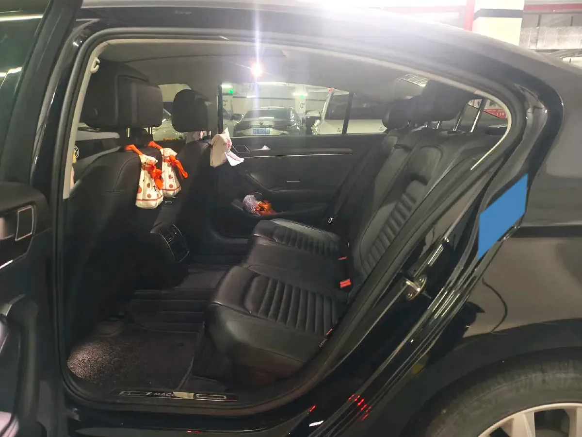 2019 Volkswagen Magotan 2.0T 186HP L4 7DCT,autocango,china used car exporter,china ev exporter,chinese used car exporter,chinese used ev exporter