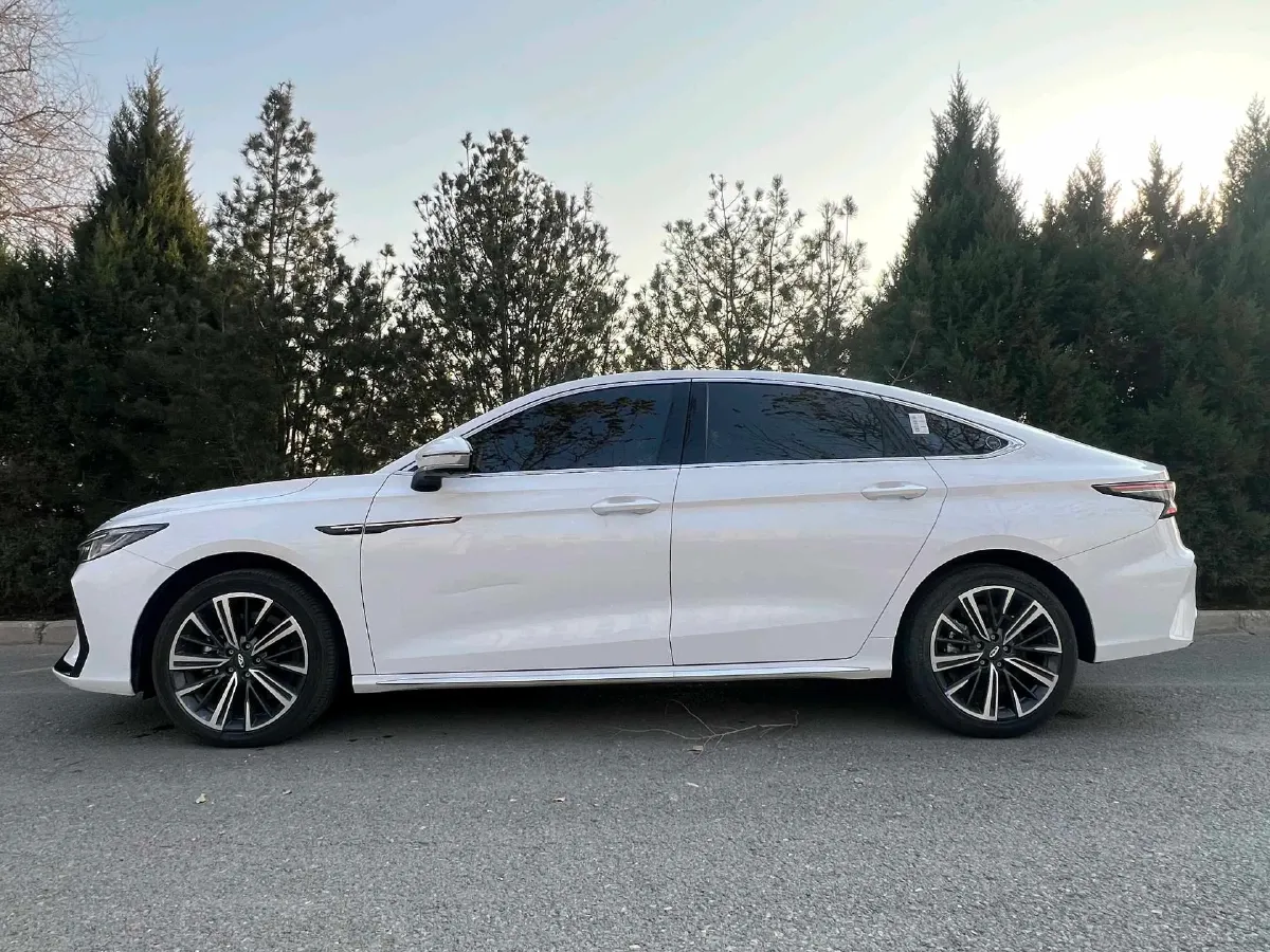 2025 Chery Arrizo 8 1.6T 197HP L4 7DCT,autocango,china used car exporter,china ev exporter,chinese used car exporter,chinese used ev exporter