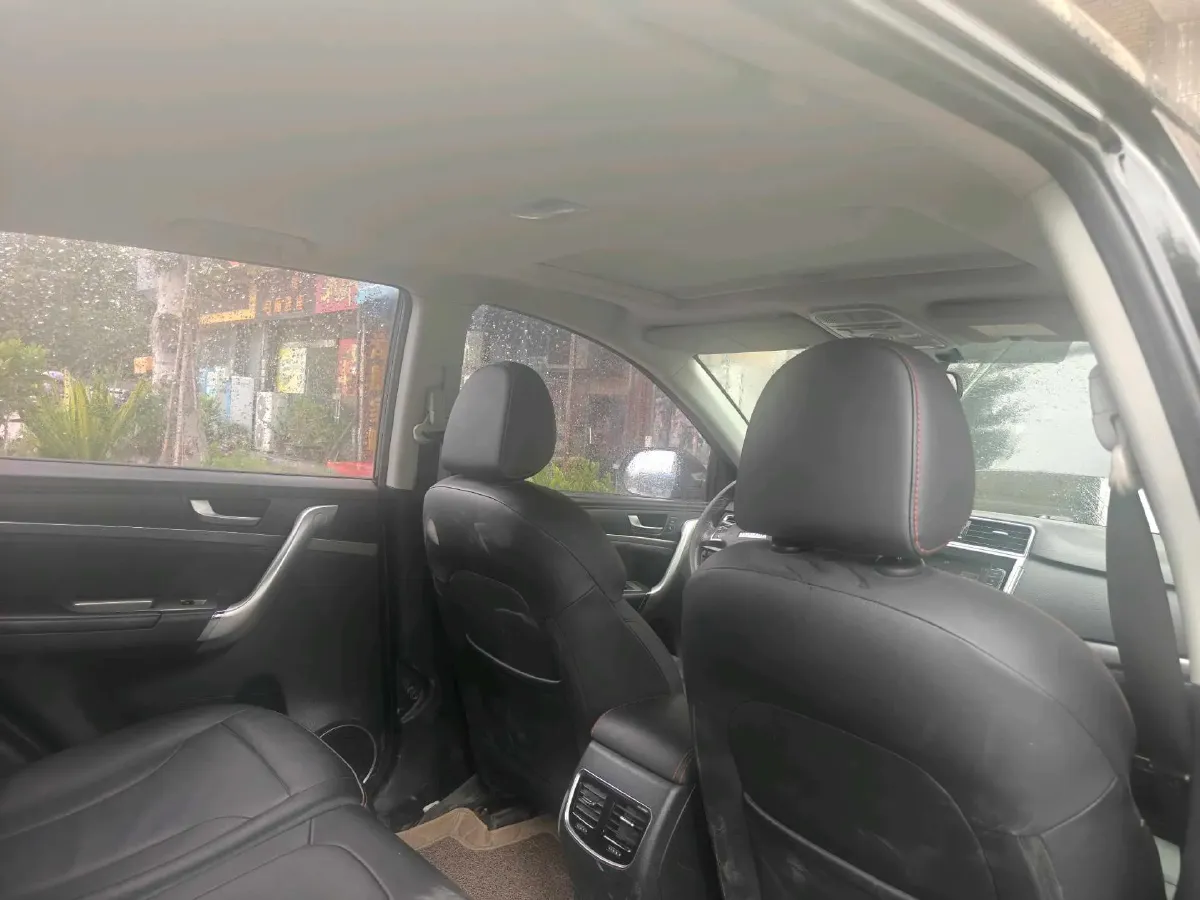 2019 Haval M6 1.5T 150HP L4 7DCT,autocango,china used car exporter,china ev exporter,chinese used car exporter,chinese used ev exporter