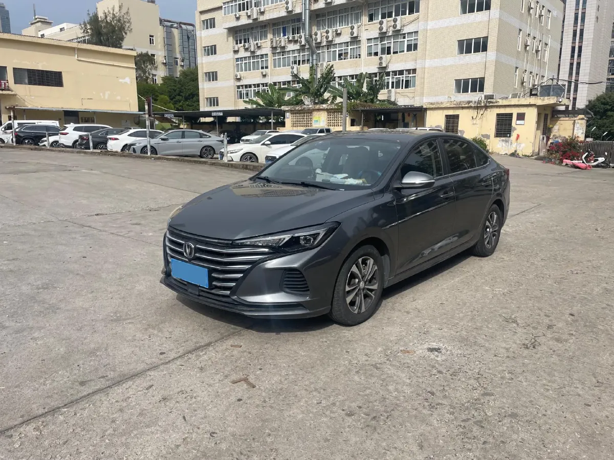 2022 ChangAn Eado 1.6L 128HP L4 CVT,autocango,china used car exporter,china ev exporter,chinese used car exporter,chinese used ev exporter