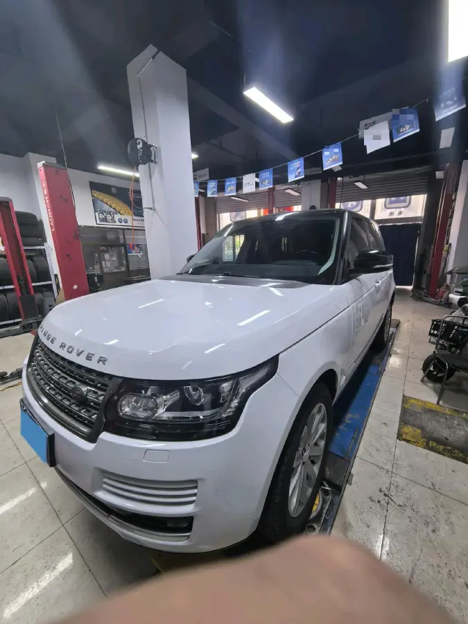 2017 Land Rover Range Rover 3.0T 340HP V6 8AT