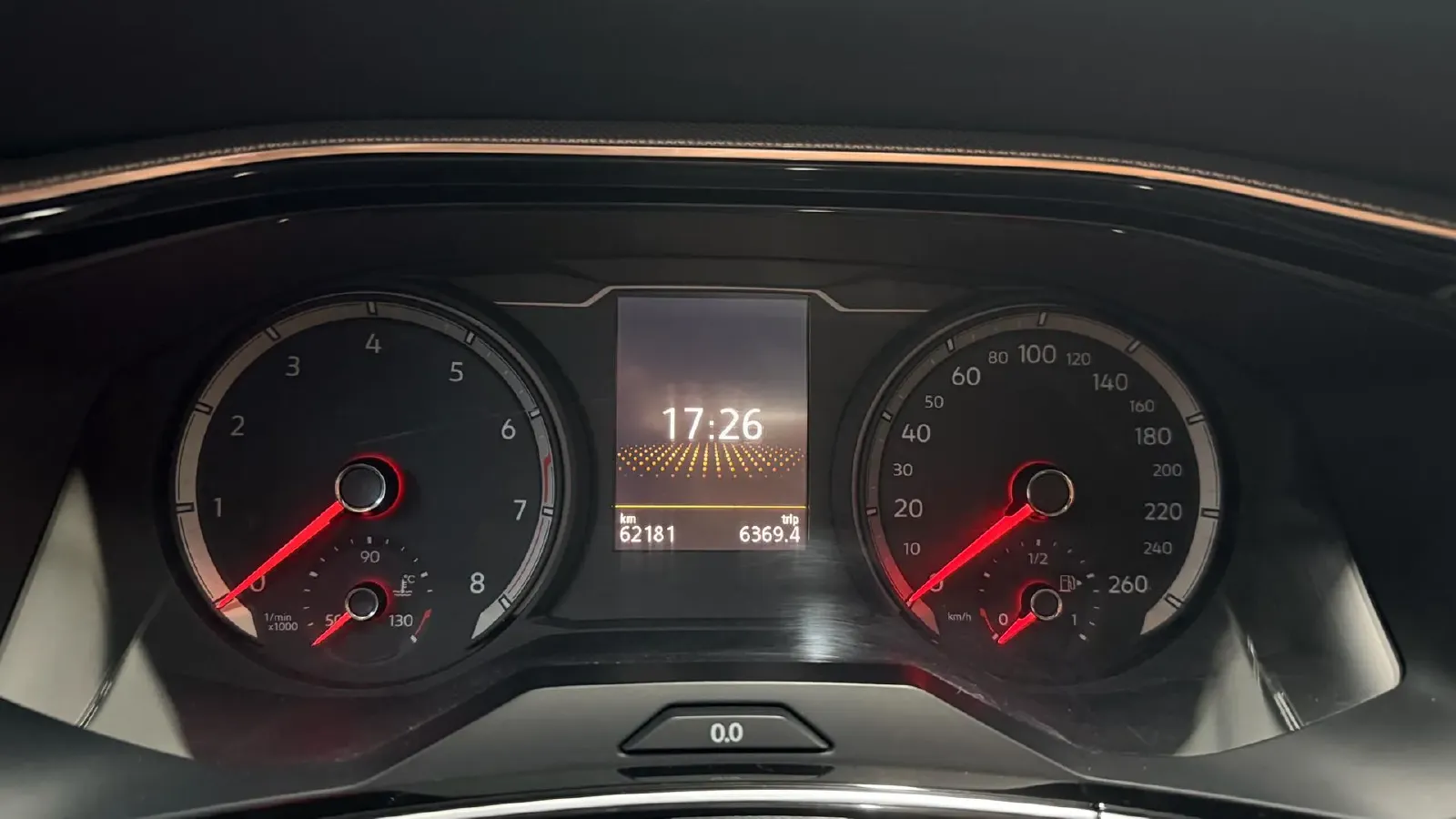 2019 Jeep Cherokee 2.0T 234HP L4 9AT,autocango,china used car exporter,china ev exporter,chinese used car exporter,chinese used ev exporter