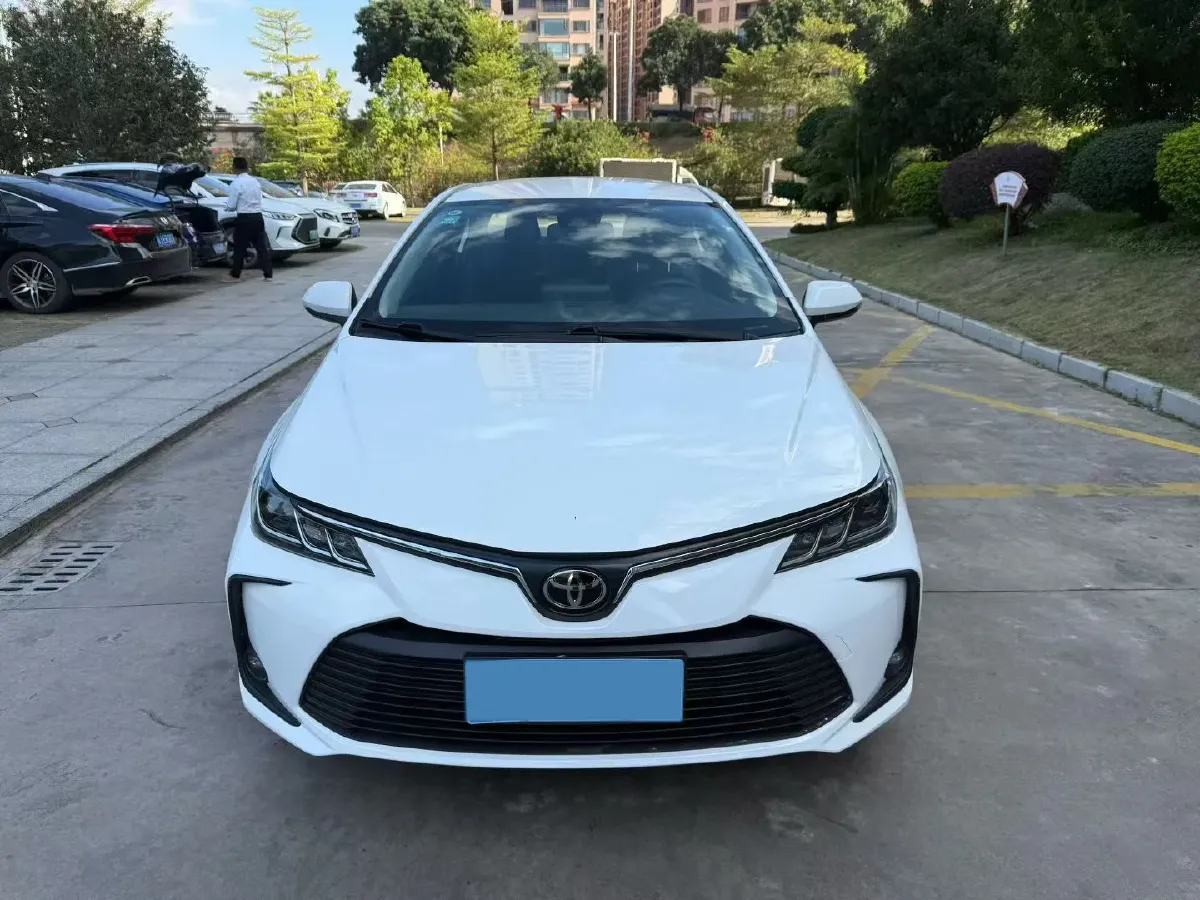 2022 Toyota Corolla 1.2T 116HP L4 CVT,autocango,china used car exporter,china ev exporter,chinese used car exporter,chinese used ev exporter