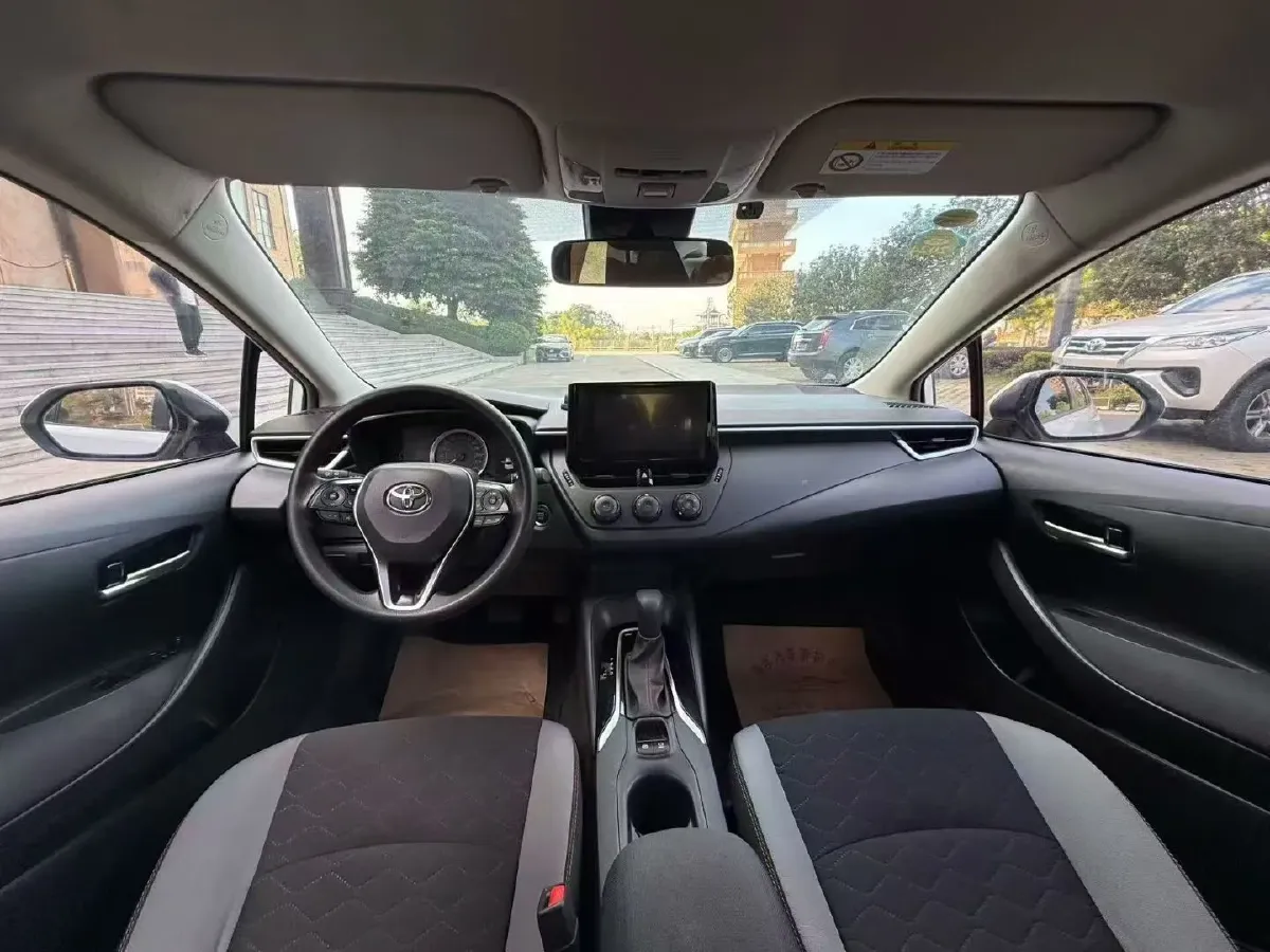 2022 Toyota Corolla 1.2T 116HP L4 CVT,autocango,china used car exporter,china ev exporter,chinese used car exporter,chinese used ev exporter