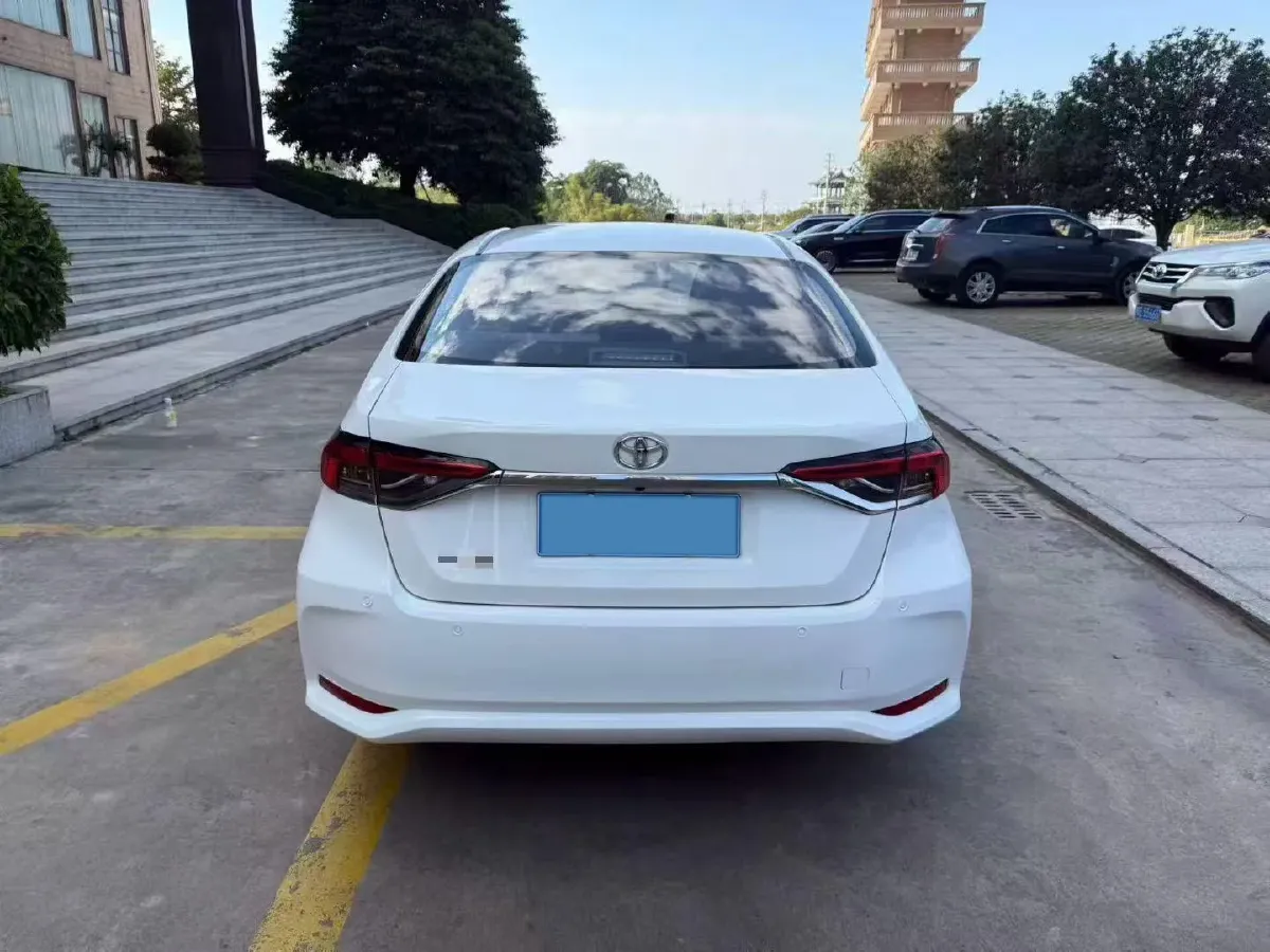 2022 Toyota Corolla 1.2T 116HP L4 CVT,autocango,china used car exporter,china ev exporter,chinese used car exporter,chinese used ev exporter