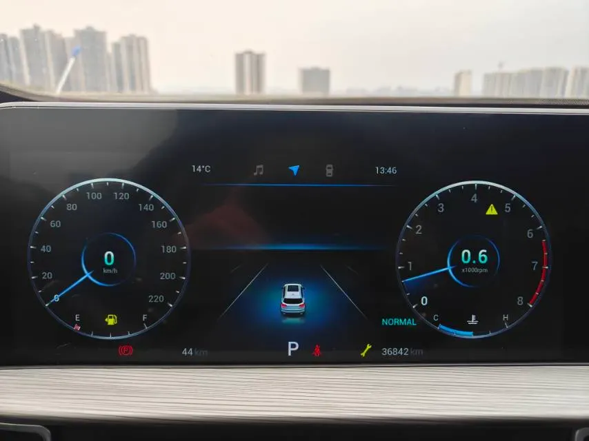 2022 Chery Tiggo 8 Plus 1.6T 197HP L4 7DCT,autocango,china used car exporter,china ev exporter,chinese used car exporter,chinese used ev exporter