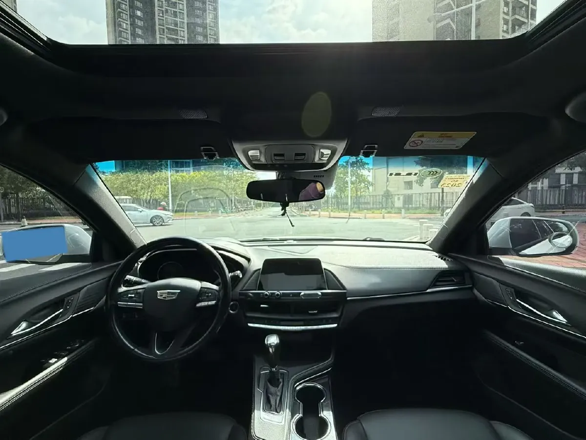 2021 Cadillac CT4 2.0T 237HP L4 8AT,autocango,china used car exporter,china ev exporter,chinese used car exporter,chinese used ev exporter