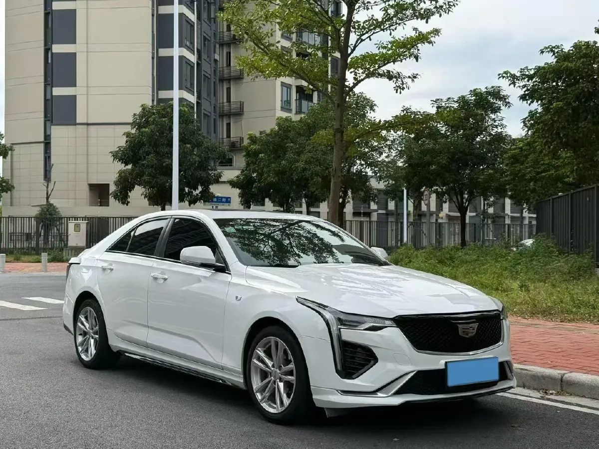 2021 Cadillac CT4 2.0T 237HP L4 8AT,autocango,china used car exporter,china ev exporter,chinese used car exporter,chinese used ev exporter