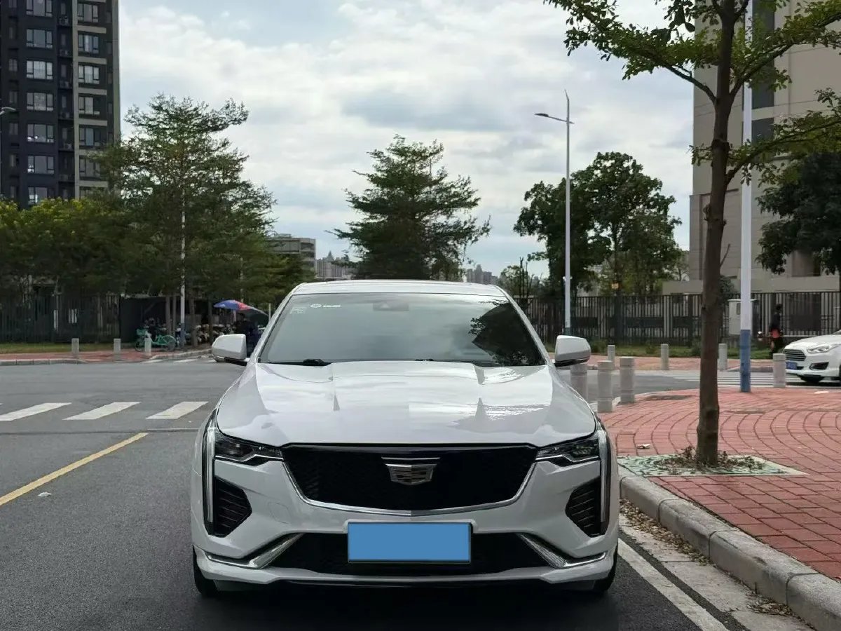2021 Cadillac CT4 2.0T 237HP L4 8AT,autocango,china used car exporter,china ev exporter,chinese used car exporter,chinese used ev exporter
