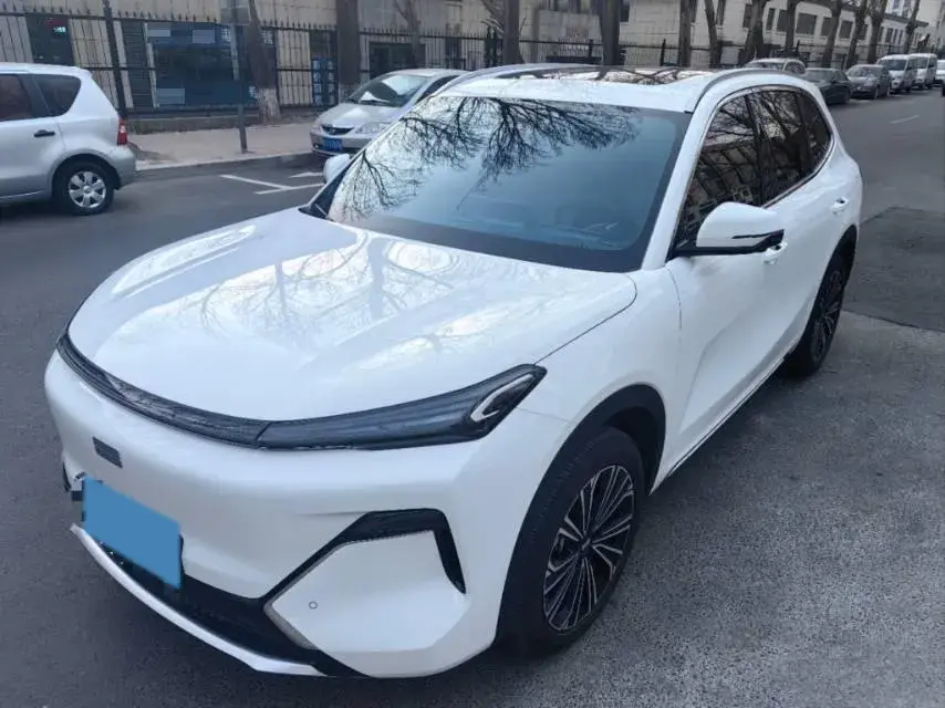 2025 BYD Sea Lion 05 DM-i 1.5L 101HP L4 E-CVT PHEV 18.3KWH