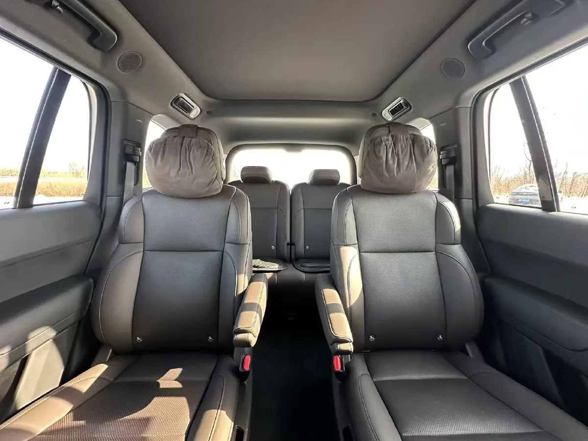 2023 Li L9 Range Extended 154HP REEV 42.6KWH,autocango,china used car exporter,china ev exporter,chinese used car exporter,chinese used ev exporter