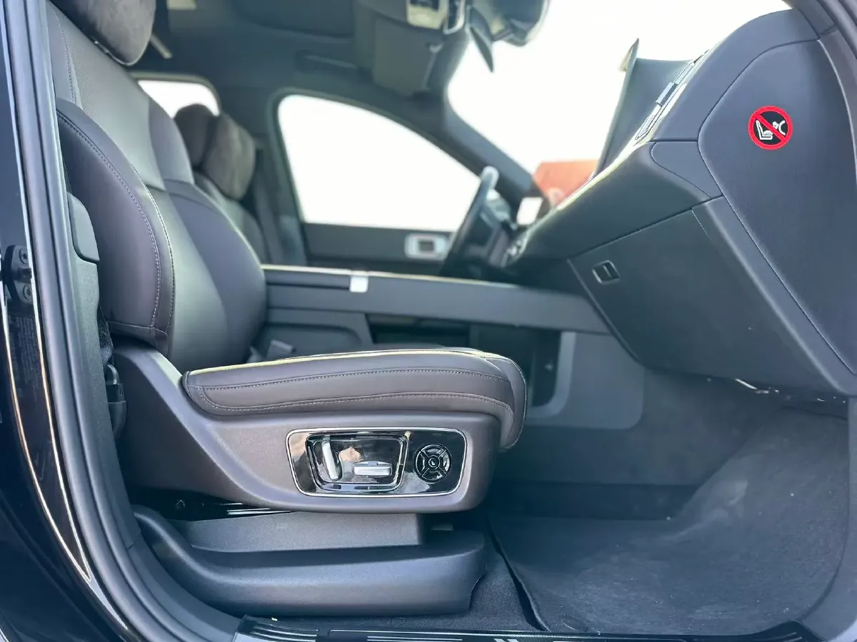 2023 Li L9 Range Extended 154HP REEV 42.6KWH,autocango,china used car exporter,china ev exporter,chinese used car exporter,chinese used ev exporter