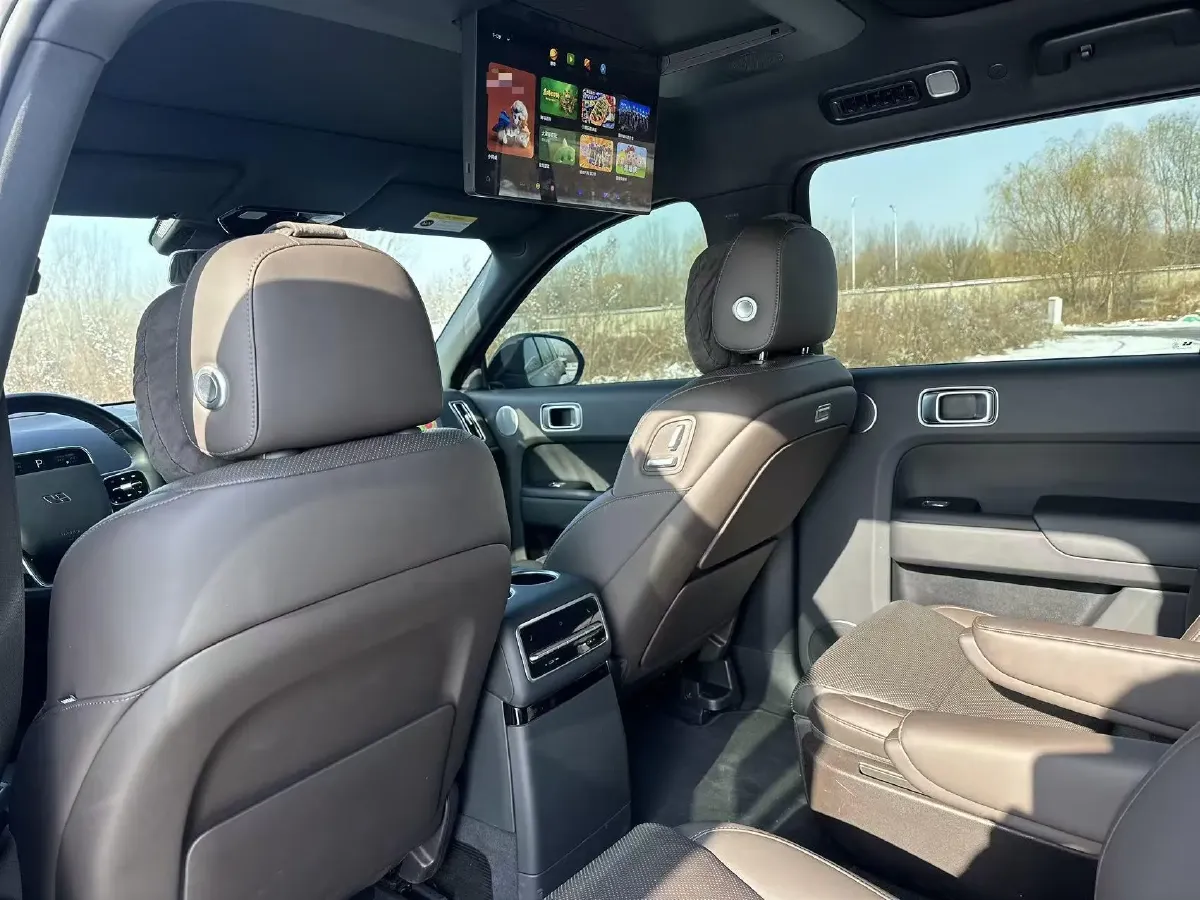 2023 Li L9 Range Extended 154HP REEV 42.6KWH,autocango,china used car exporter,china ev exporter,chinese used car exporter,chinese used ev exporter