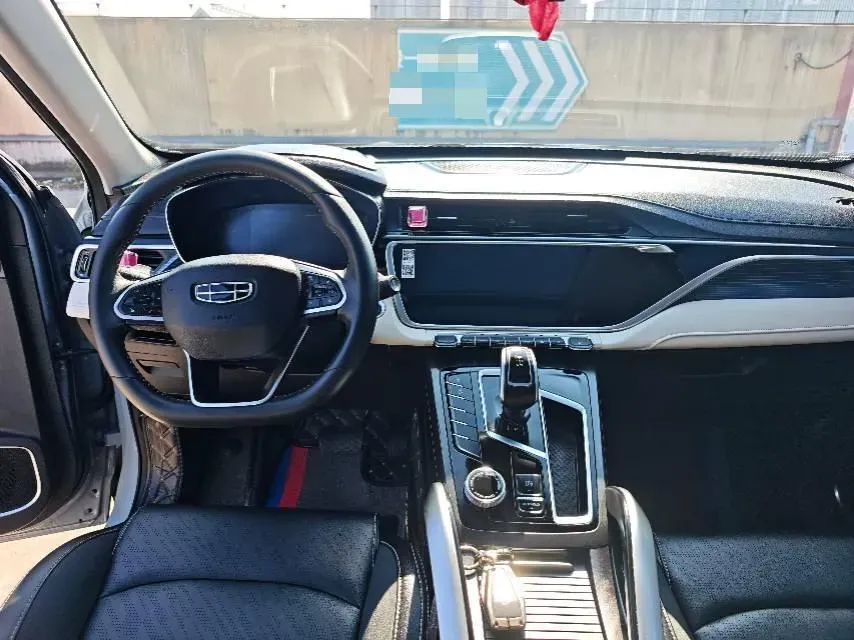 2022 Geely Azkarra 1.8T 184HP L4 7DCT,autocango,china used car exporter,china ev exporter,chinese used car exporter,chinese used ev exporter