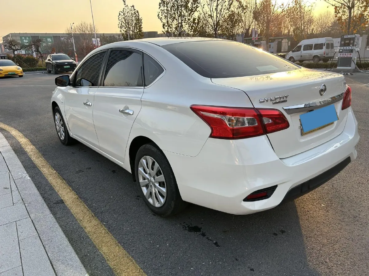 2021 Nissan Sylphy 1.6L 122HP L4 CVT,autocango,china used car exporter,china ev exporter,chinese used car exporter,chinese used ev exporter