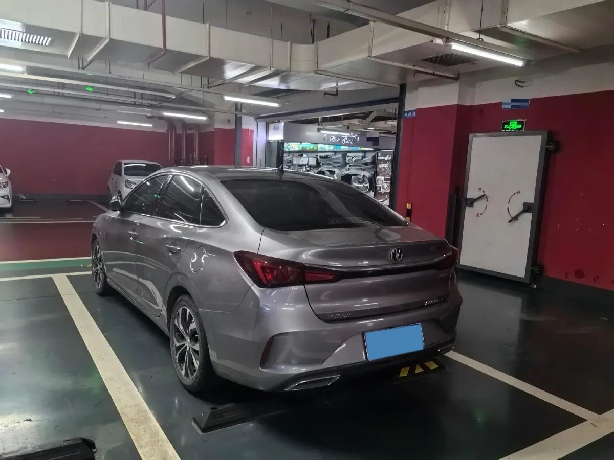 2021 ChangAn Eado 1.4T 160HP L4 7DCT,autocango,china used car exporter,china ev exporter,chinese used car exporter,chinese used ev exporter