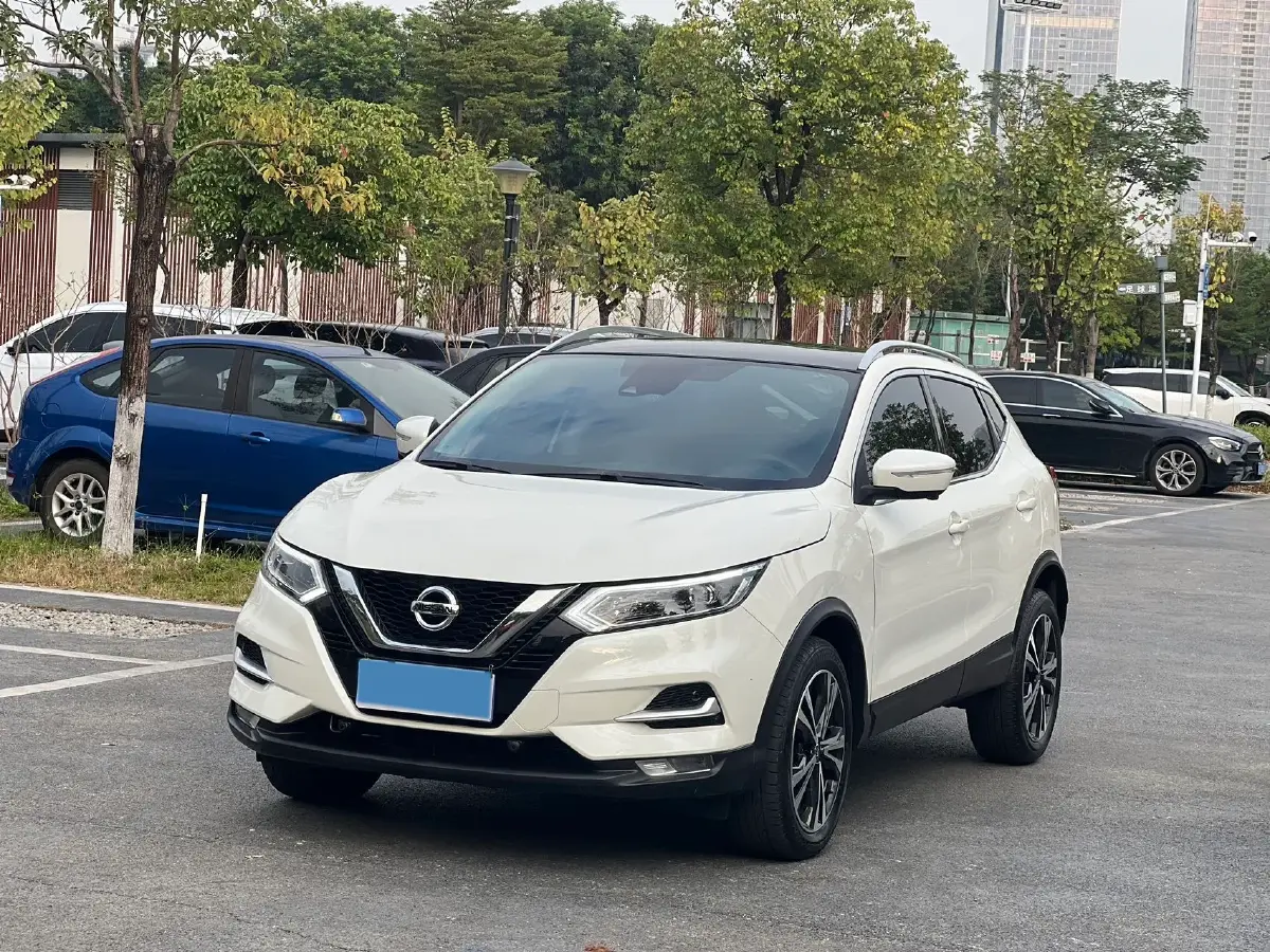 2022 Nissan Qashqai 2.0L 151HP L4 CVT