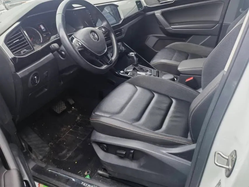 2019 Jeep Cherokee 2.0T 234HP L4 9AT,autocango,china used car exporter,china ev exporter,chinese used car exporter,chinese used ev exporter