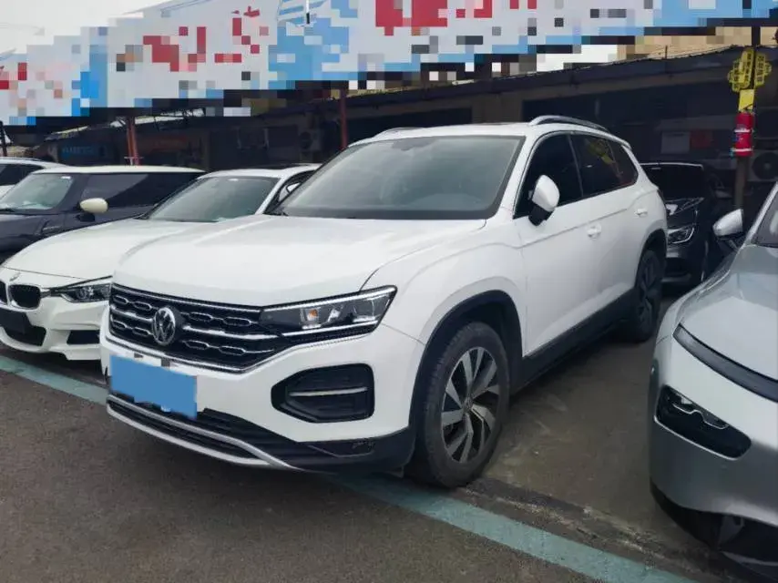 2019 Jeep Cherokee 2.0T 234HP L4 9AT