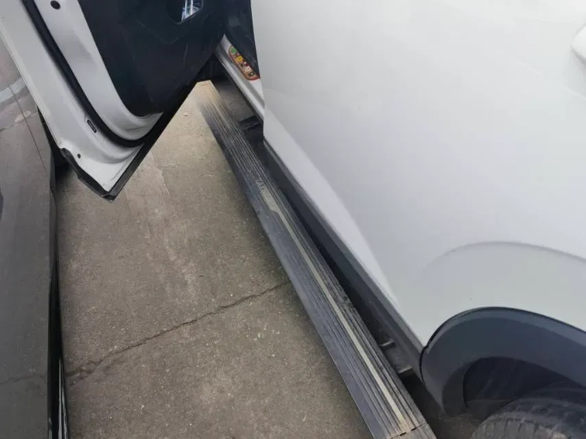 2019 Jeep Cherokee 2.0T 234HP L4 9AT,autocango,china used car exporter,china ev exporter,chinese used car exporter,chinese used ev exporter